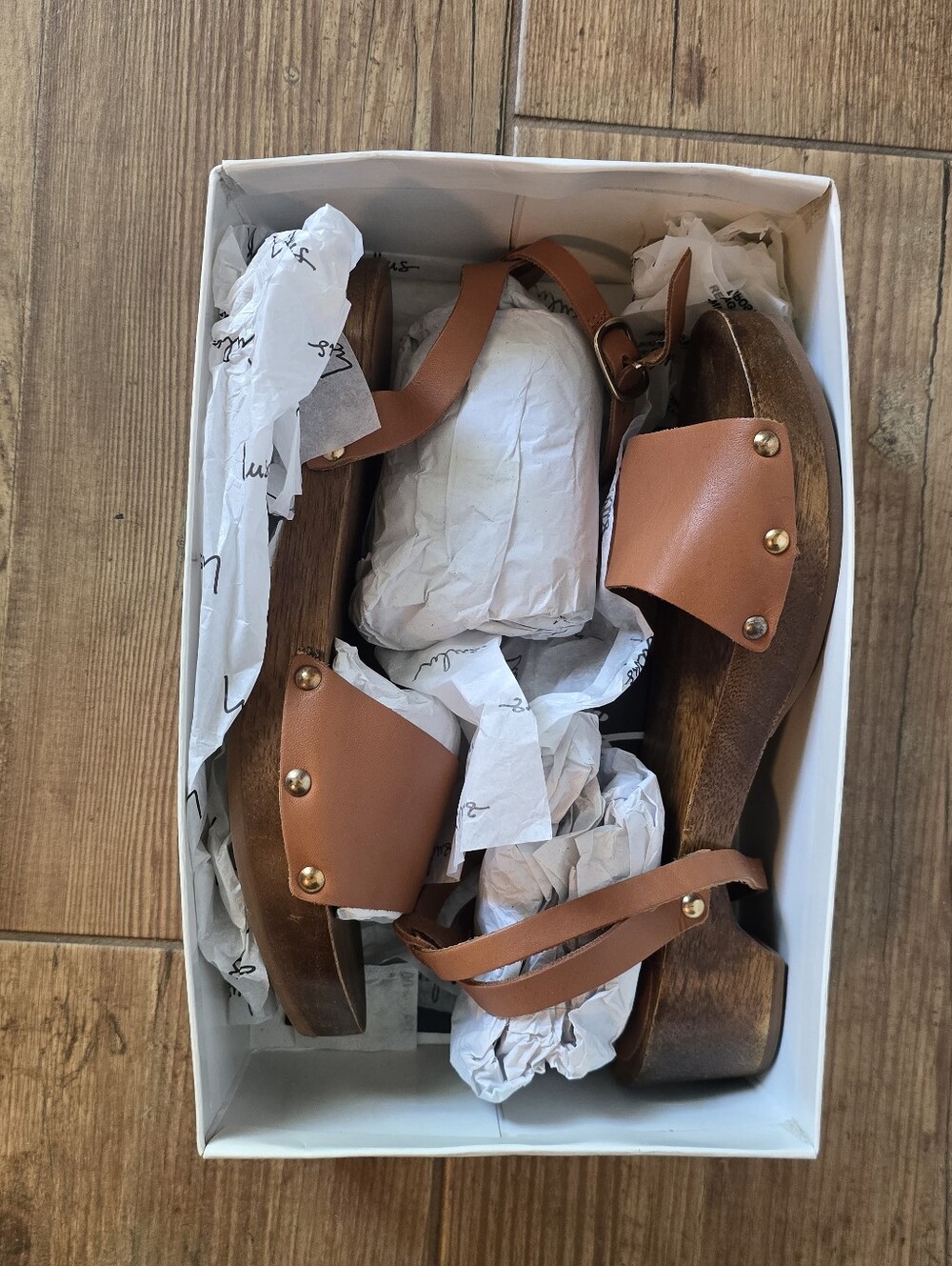 Lulus Willy Clogs In Cognac - Picture 3 of 9
